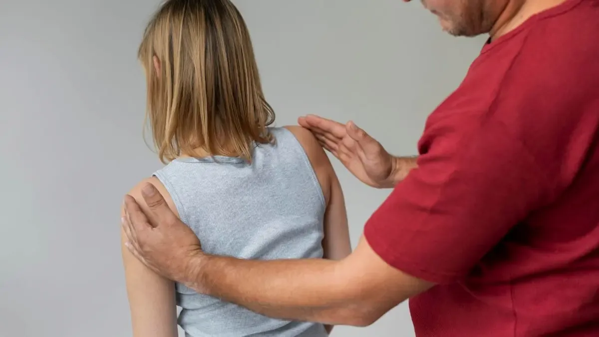 Escoliose idiopática em adolescentes