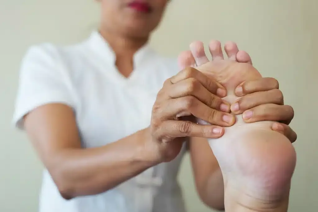 Pé Inchado: Causas, Maneiras de Prevenir e Formas de Aliviar